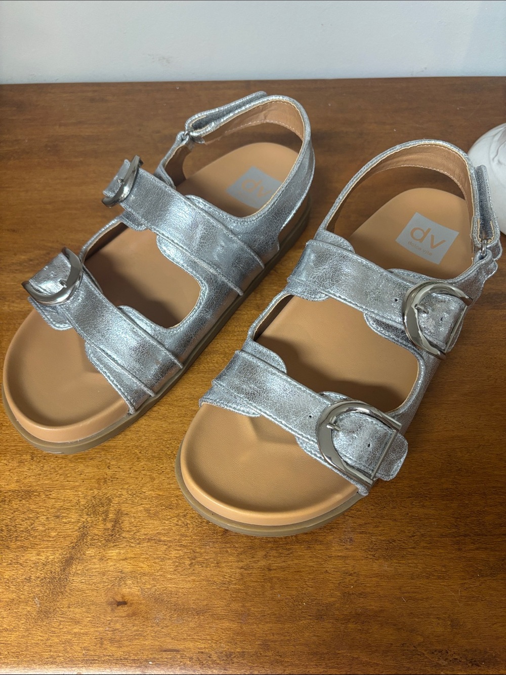 Dolce Vita Alameda Metallic Silver Slide Wedge Sandals Women's Size 8 EUC